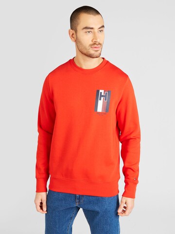 Felpa di TOMMY HILFIGER in rosso: frontale