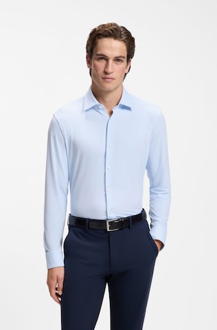 BOSS Comfort Fit Hemd in Blau: Vorderseite