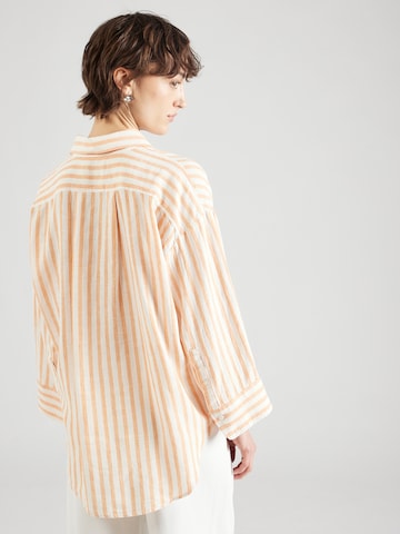 SOAKED IN LUXURY - Blusa 'Giselle Hela' em laranja