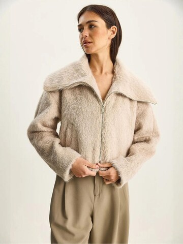 Bianco Lucci Between-seasons coat in Beige