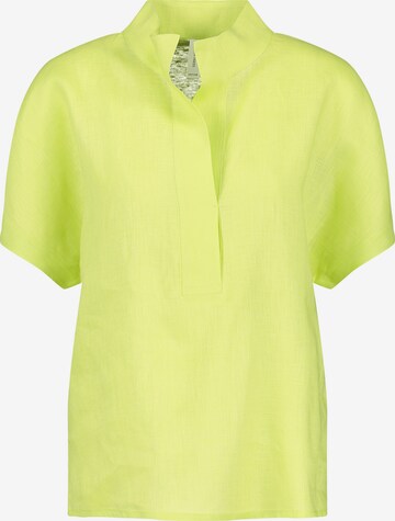 GERRY WEBER Blouse in Green: front