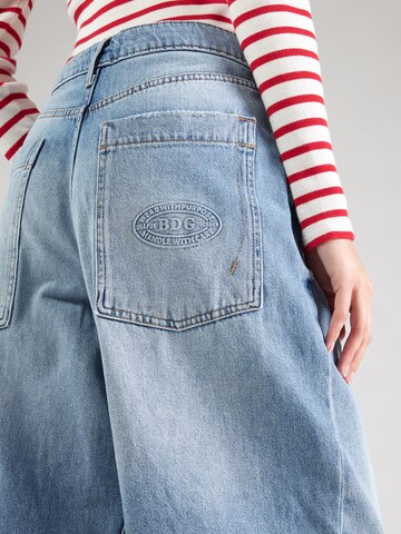 BDG Urban Outfitters Широки крачоли Дънки 'JAYA' в синьо