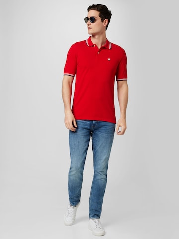 UNITED COLORS OF BENETTON T-Shirt in Rot