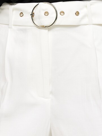 Orsay Loosefit Παντελόνι πλισέ 'Ara' σε λευκό