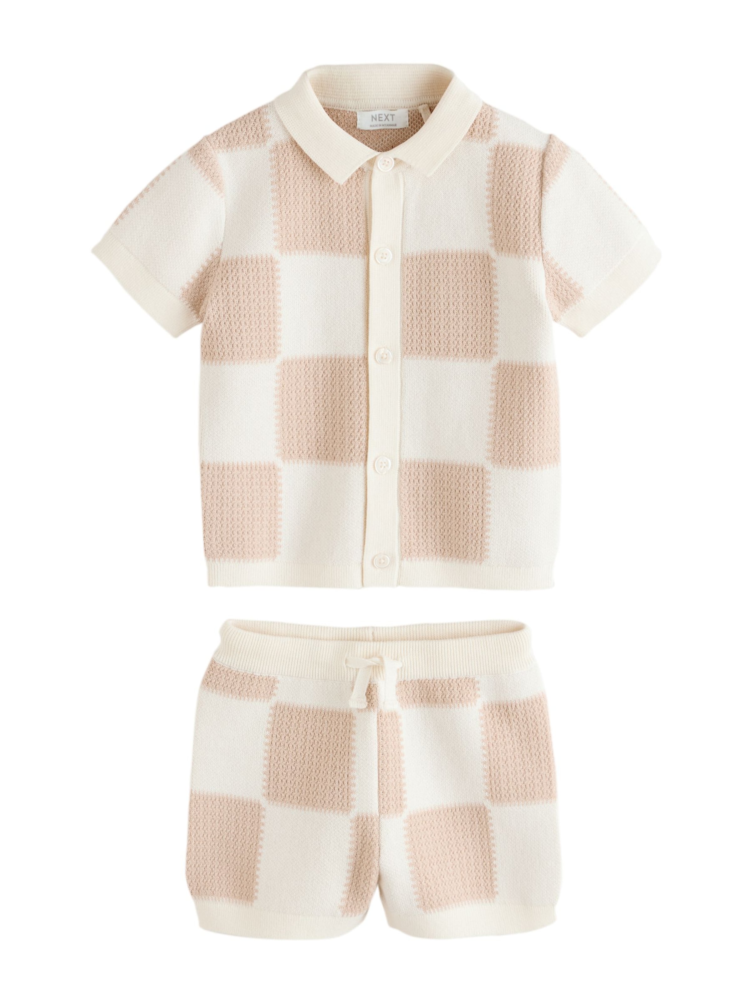 Next Set in Beige: voorkant