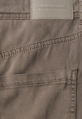 STREET ONE Regular Jeans in Braun