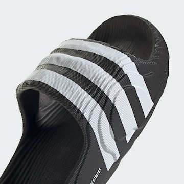 ADIDAS ORIGINALS - Zapatos abiertos 'Adilette 22' en negro