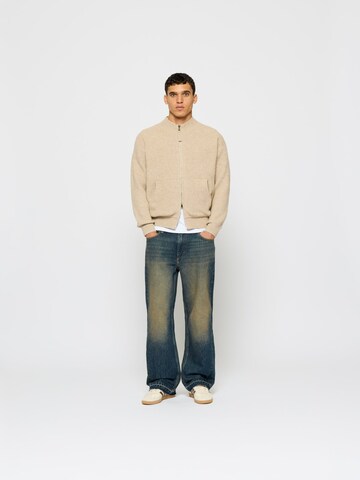 Burocs Knit Cardigan in Beige