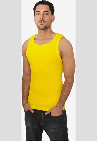 T-Shirt Urban Classics en jaune