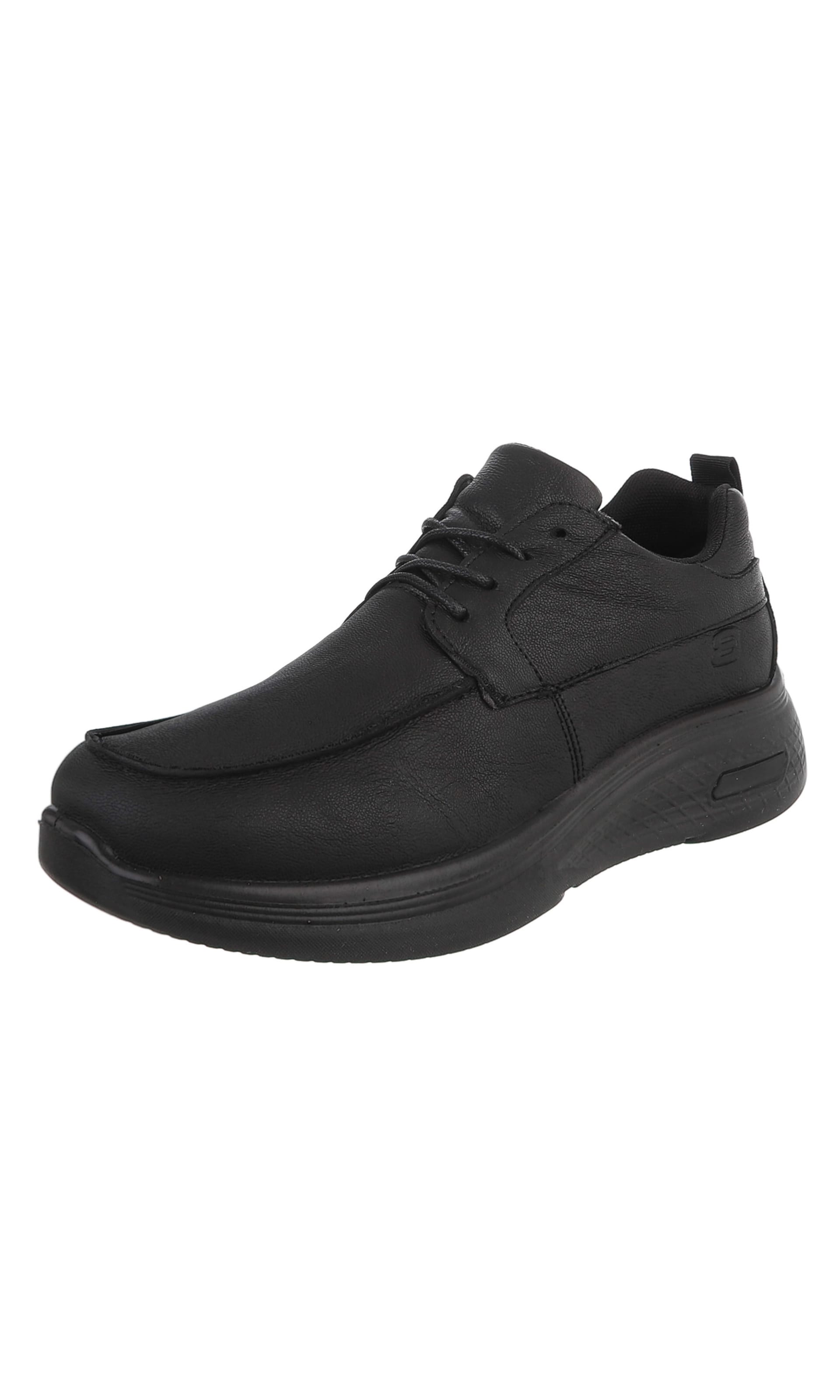 CoolWalk Lace-Up Shoes in Black: front