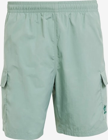 ADIDAS ORIGINALS - Loosefit Pantalón cargo 'Trefoil Essentials' en verde: frente