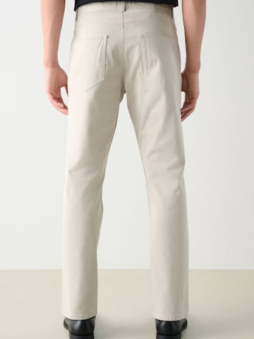 Next Slimfit Nadrág - szürke