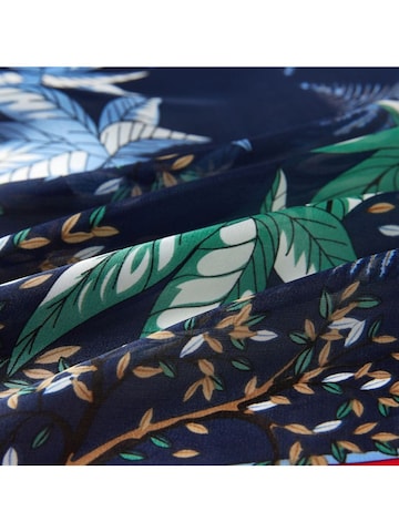 alberto cabale Scarf 'Island Cléo' in Red
