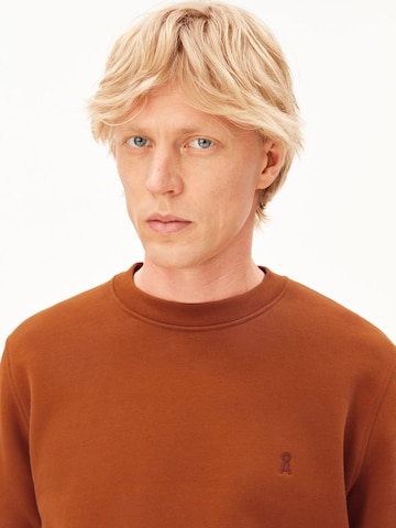 ARMEDANGELS Sweatshirt 'BAARO ' in Red