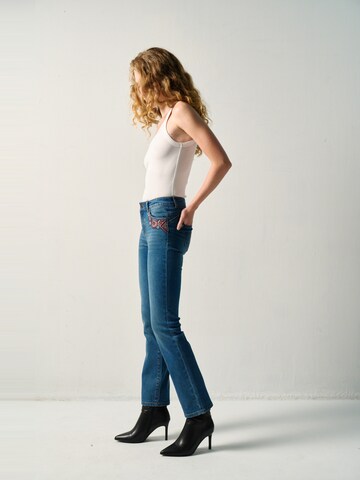 regular Jeans di KOROSHI in blu