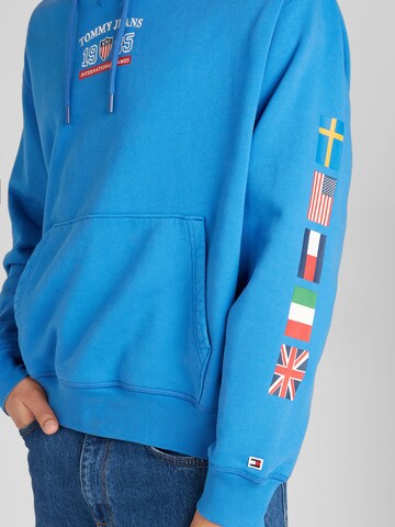 Tommy Jeans Sweatshirt 'ARCHIVE GAMES' in Blau