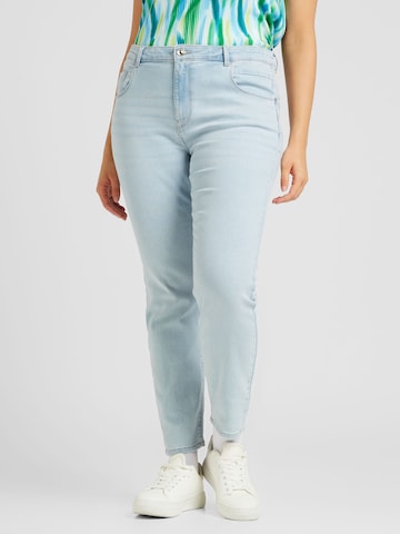 Coupe slim Jean 'DAISY' ONLY Carmakoma en bleu : devant