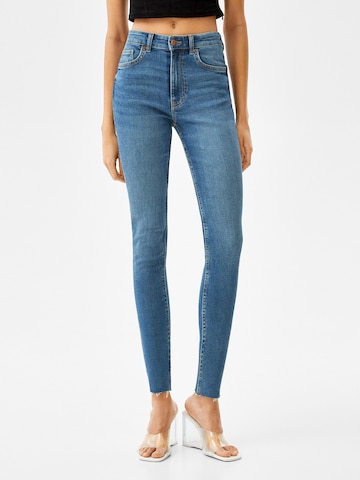 Bershka Skinny Jeans in Blue: front