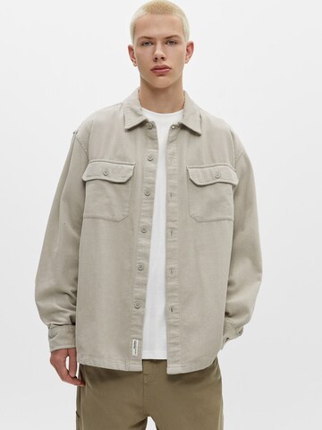 Pull&Bear Välikausitakki värissä harmaa: etupuoli