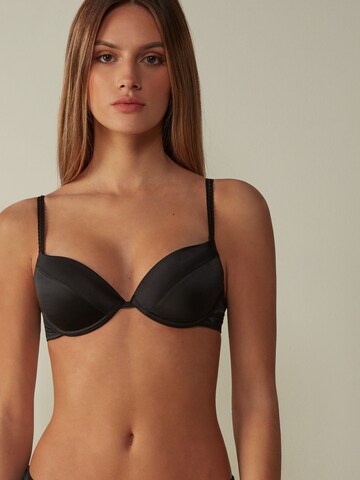 INTIMISSIMI Push-up BH in Schwarz: Vorderseite