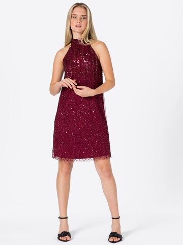 Robe de cocktail 'OXBLOOD SEQ HLT SWIN' Lipsy en rouge