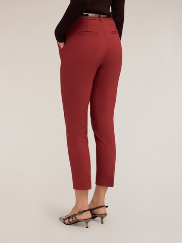 MOTIVI Regular Hose‌‌‌ in Rot