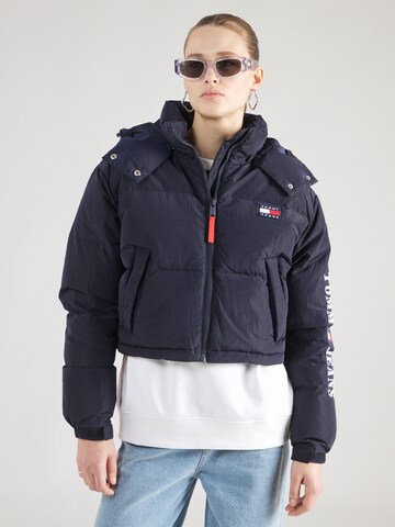 Tommy Jeans Winterjas 'Alaska' in Blauw: voorkant