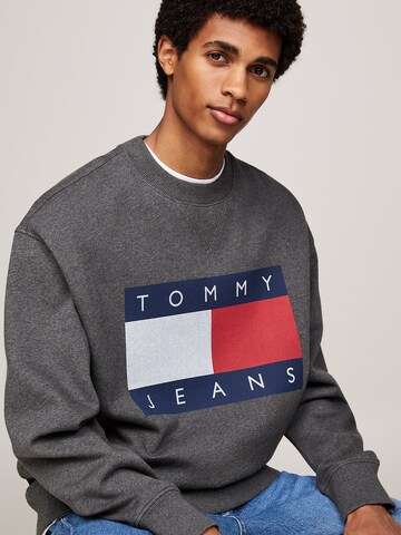 Tommy Jeans Sweatshirt in Grau