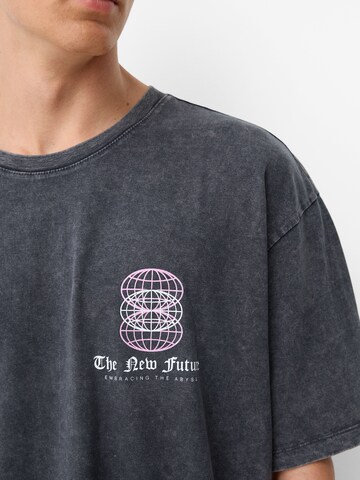 T-Shirt Bershka en gris