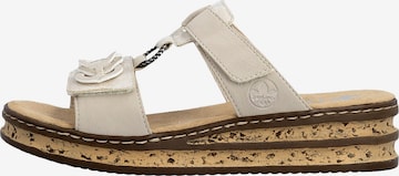 Mule 'Flache Sandalen zum Hineinschlüpfen' Rieker en beige : devant