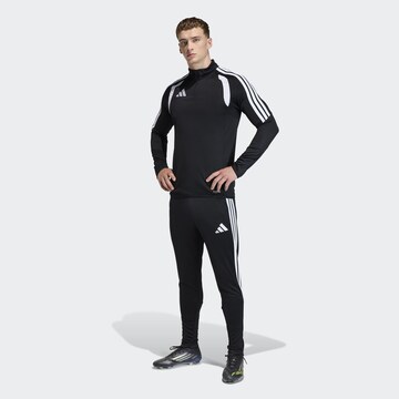 ADIDAS PERFORMANCE Tapered Sporthose 'Tiro26' in Schwarz