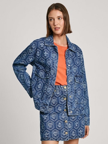 Pepe Jeans Between-season jacket ' LOA ' in Blue: front