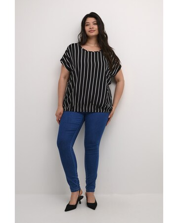 KAFFE CURVE - Blusa 'Bella' en negro