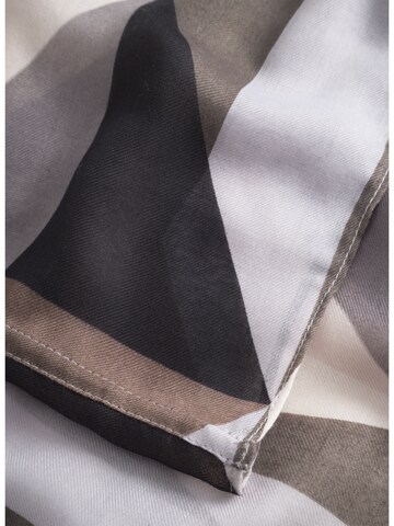 CODELLO Loop scarf in Grey