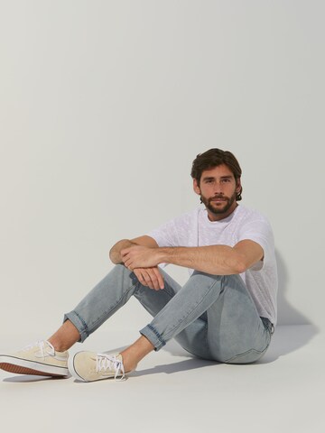 ABOUT YOU x Alvaro Soler Normalny krój Jeansy 'Enrico' w kolorze niebieski