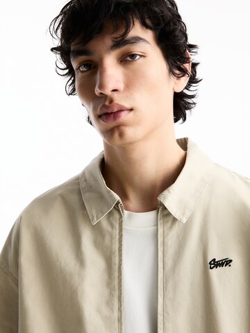 Pull&Bear Comfort fit Button Up Shirt in Beige