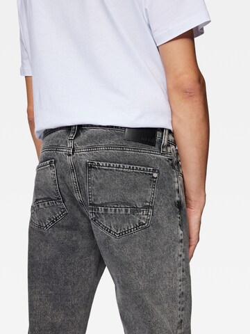 Mavi Tapered Jeans ' MILAN ' in Grau