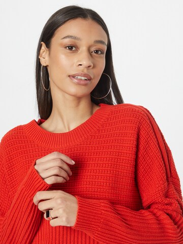 ESPRIT Pullover in Rot