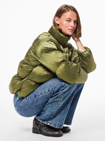Veste d’hiver 'MILLA' PIECES en vert