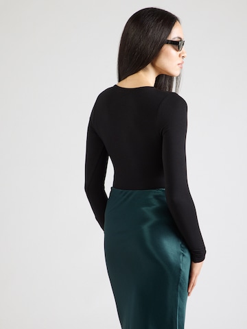 ABOUT YOU Shirt body 'Ella' in Zwart
