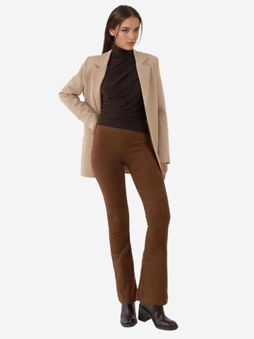 Hiccup - Camisa em castanho