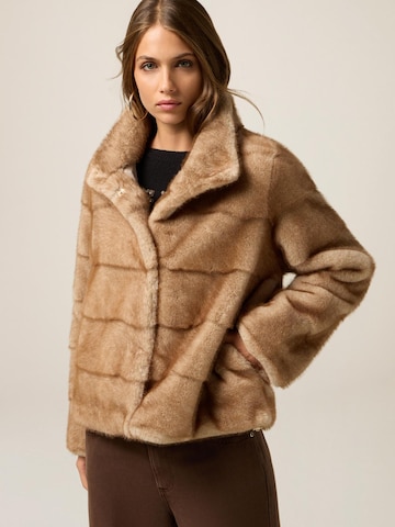 oltre Wintermantel in Beige