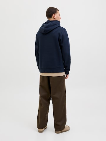 JACK & JONES Sweatshirt in Blauw