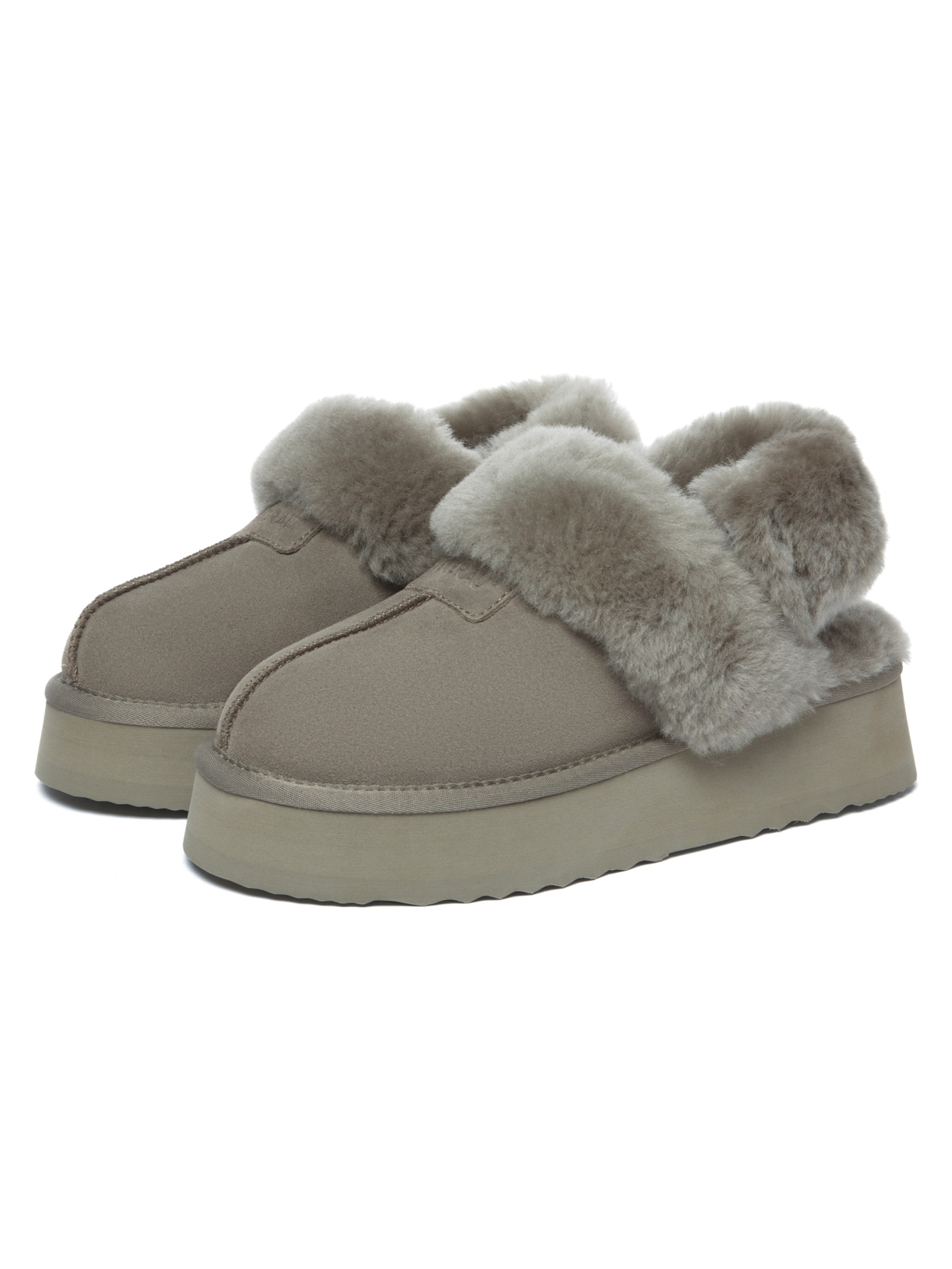 Everau - Pantufa 'Fantail' em castanho