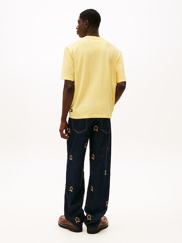 Tommy Jeans Shirt '90S NEW CLASSICS' in Geel