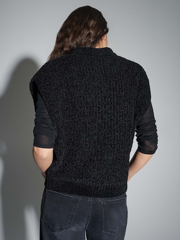 OPUS Πουλόβερ 'Pexto' σε μαύρο