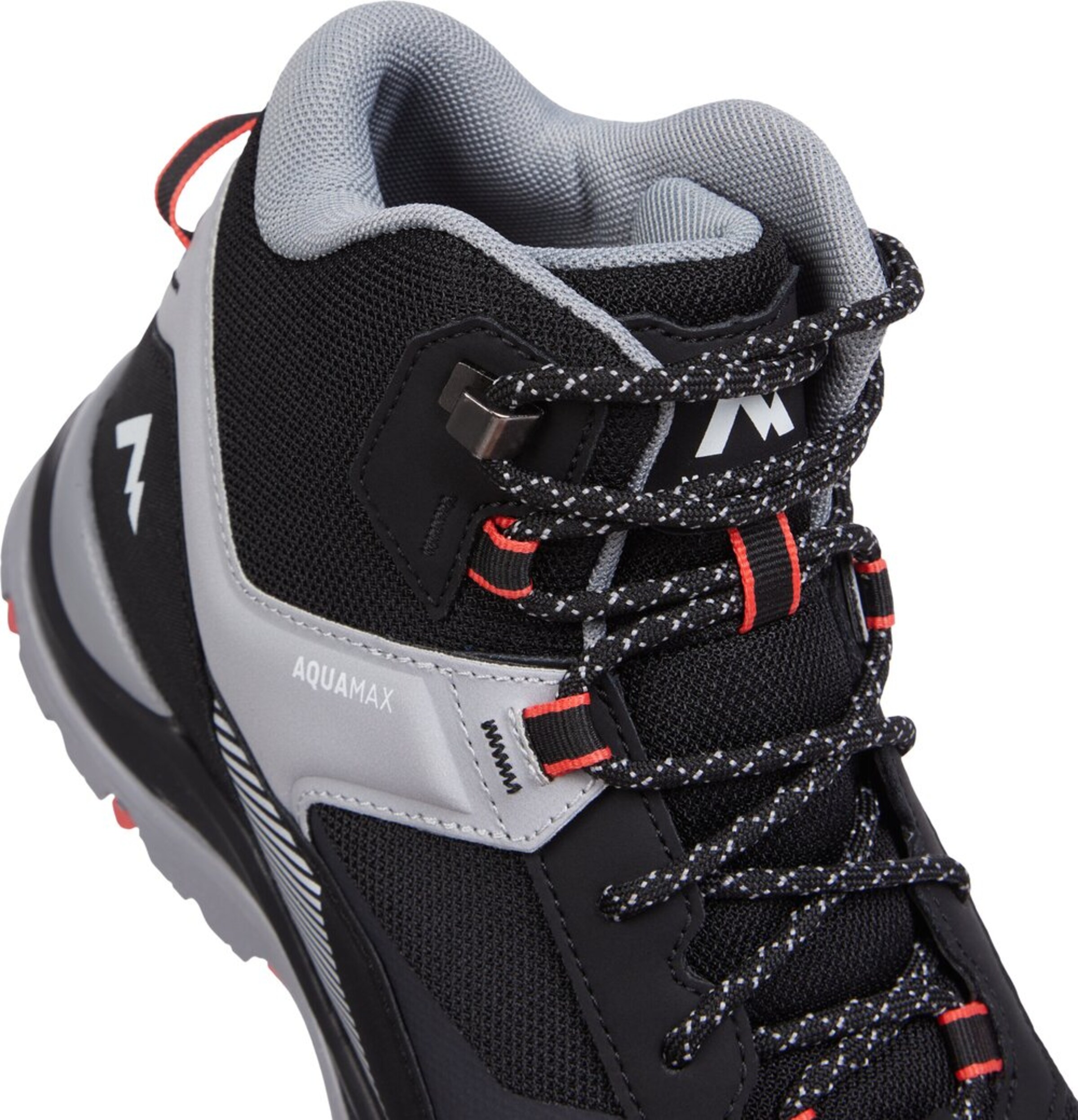 MCKINLEY Boots in Black