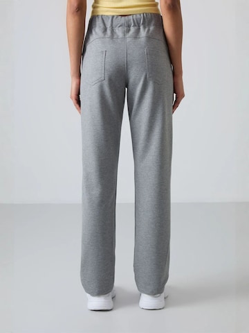 regular Pantaloni sportivi di Tommy Life in grigio