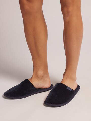 INTIMISSIMI Hausschuh in Blau: Vorderseite