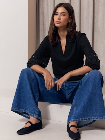 Lipsy Blouse in Zwart